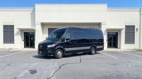 hayward airport sprinter van service