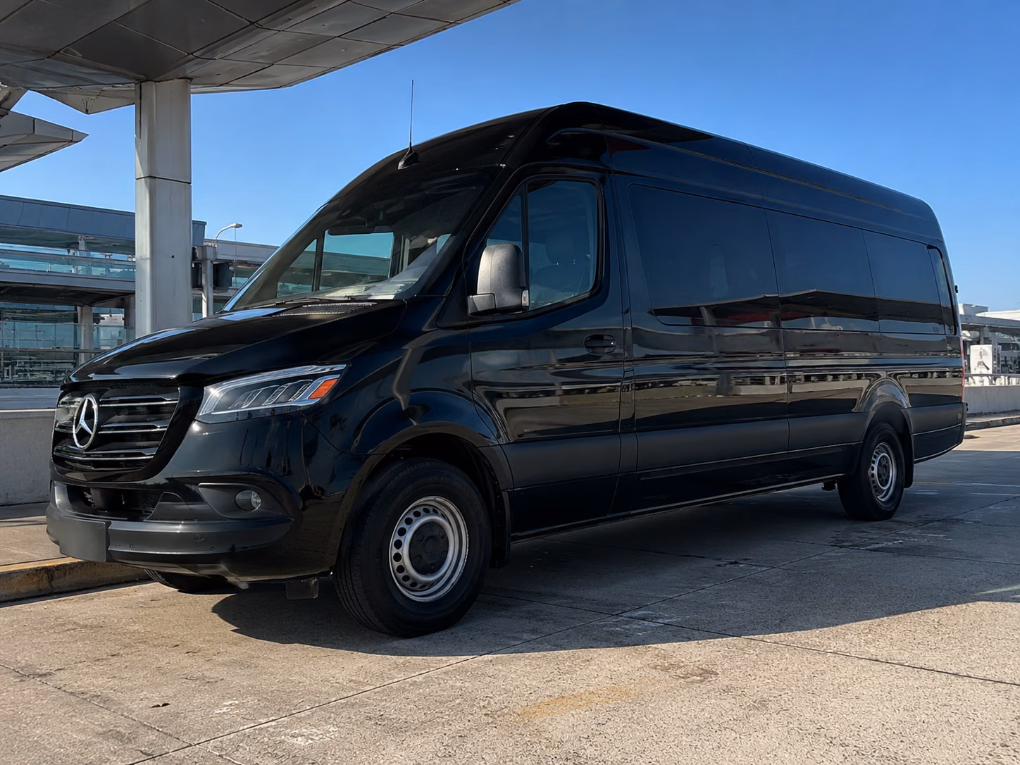 oakland 20 passenger sprinter van
