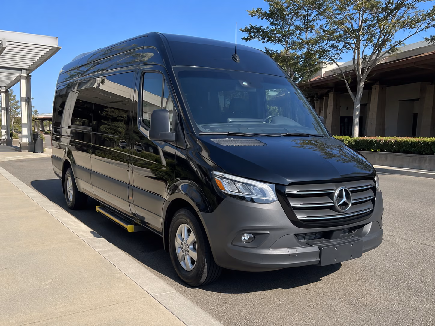 why rent using oaklandsprintervanrental com